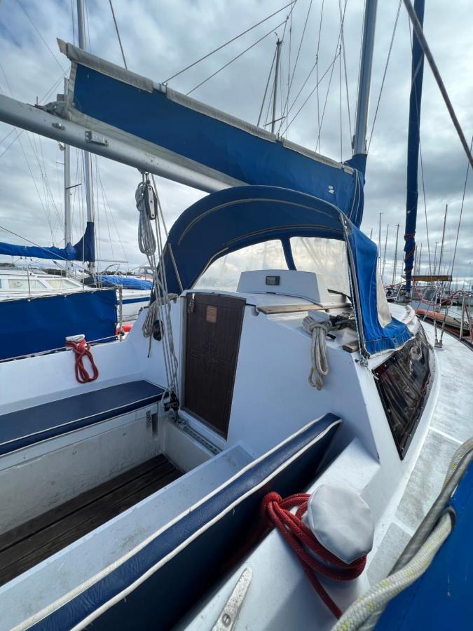 Velero En El Corazón De El Puerto *